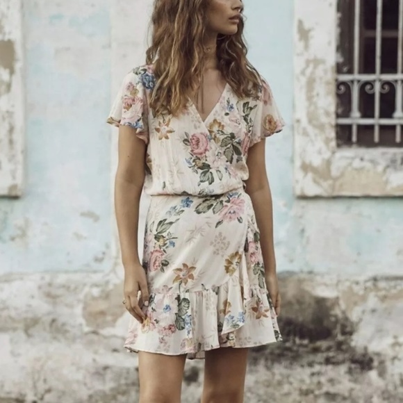 Auguste the Label Delilah Frill Wrap Mini - Picture 2 of 6